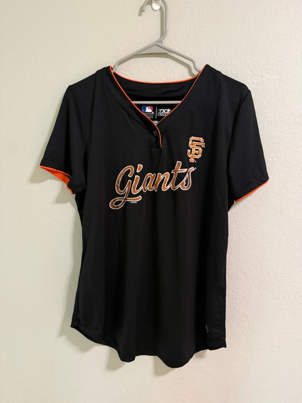 SF Giants Women’s Black Jersey Tee TX3 Cool Size L